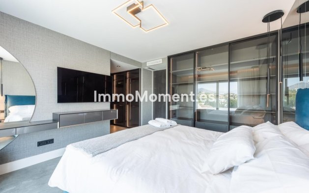 Resale - Apartment - Benahavís - La Quinta