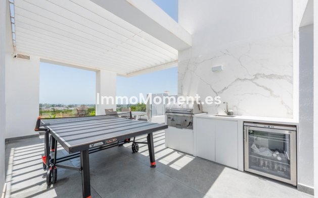Resale - Apartment - Benahavís - La Quinta