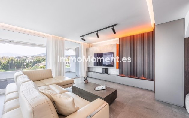 Resale - Apartment - Benahavís - La Quinta