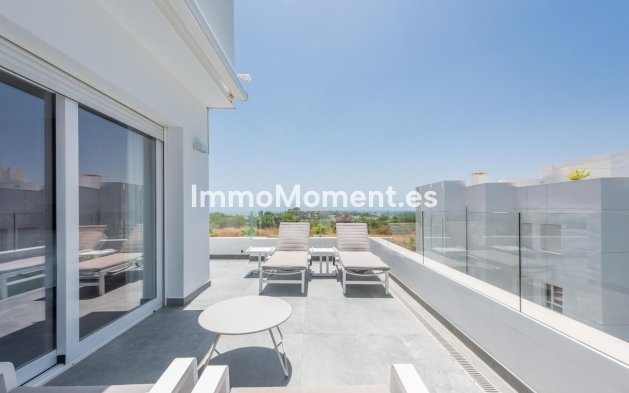 Resale - Apartment - Benahavís - La Quinta