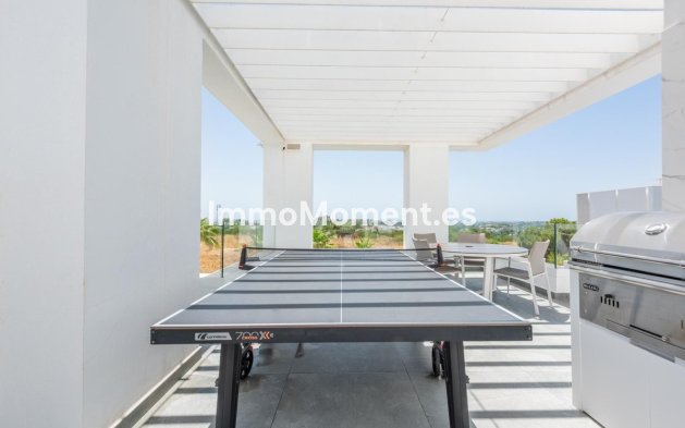 Resale - Apartment - Benahavís - La Quinta