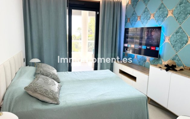 Resale - Apartment - Benahavís - La Quinta
