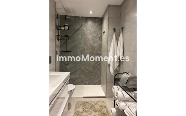 Resale - Apartment - Benahavís - La Quinta