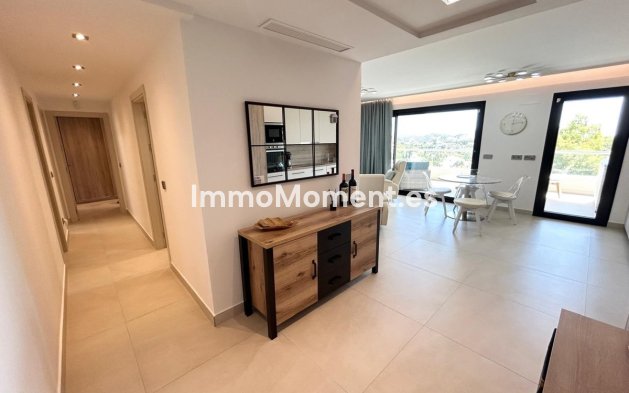 Resale - Apartment - Benahavís - La Quinta
