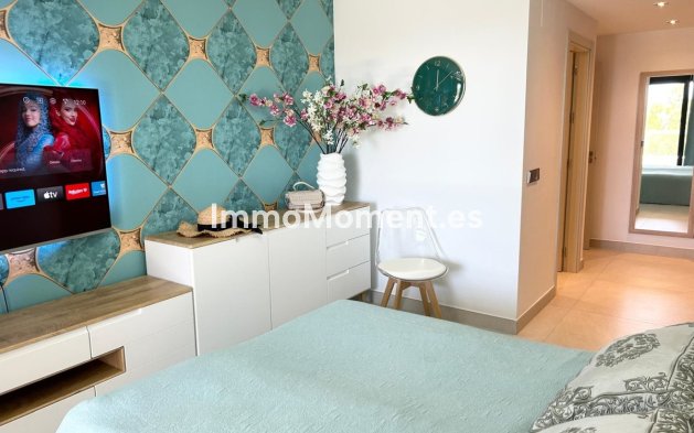 Resale - Apartment - Benahavís - La Quinta