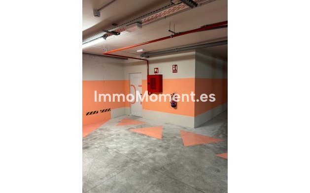 Resale - Apartment - Benahavís - La Quinta