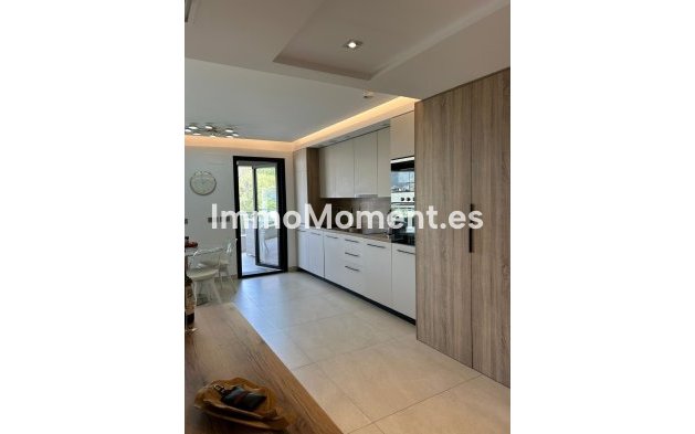 Resale - Apartment - Benahavís - La Quinta