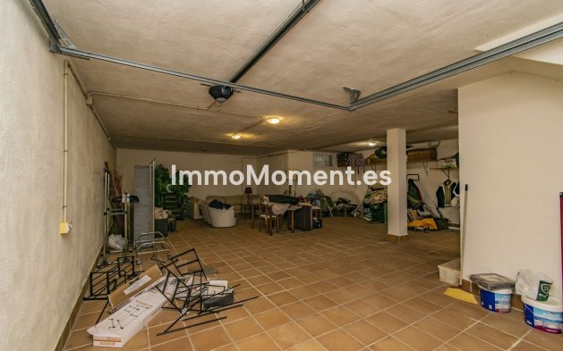 Resale - Villa - Marbella - Santa Clara