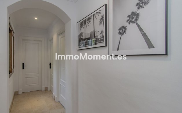 Wiederverkauf - Villa - Marbella - Nagüeles