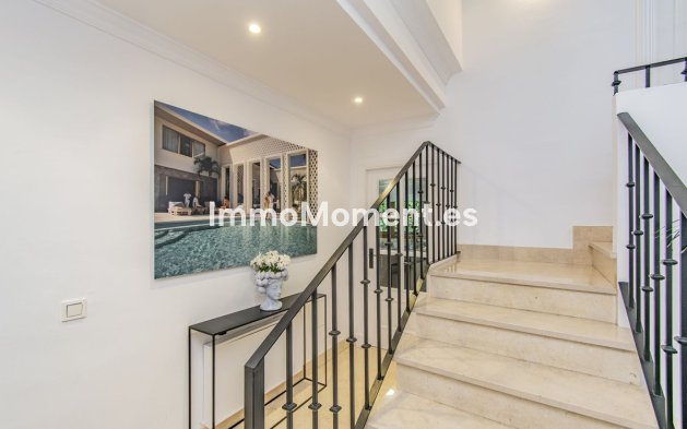 Wiederverkauf - Villa - Marbella - Nagüeles