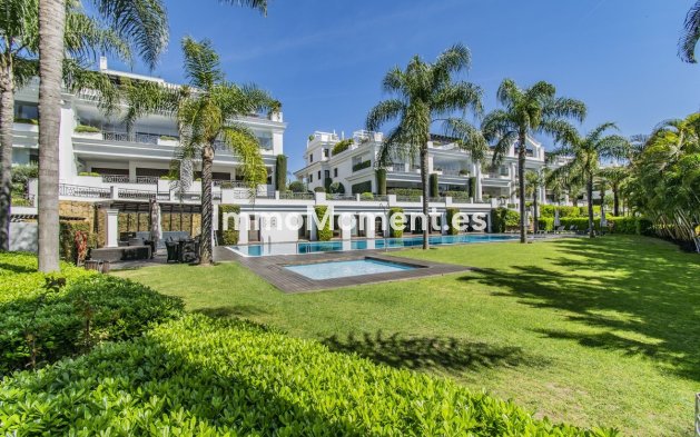 Resale - Apartment - Estepona - Estepona Centro