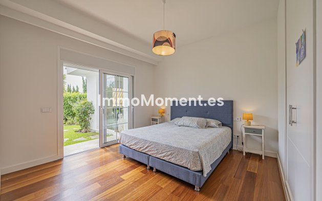 Reventa - Villa independiente - Estepona  - New Golden Mile