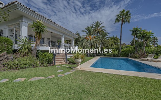 Reventa - Villa independiente - Estepona  - New Golden Mile