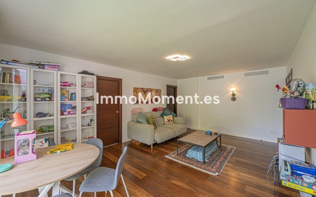 Reventa - Villa independiente - Estepona  - New Golden Mile
