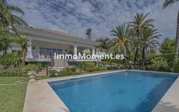 Reventa - Villa independiente - Estepona  - New Golden Mile