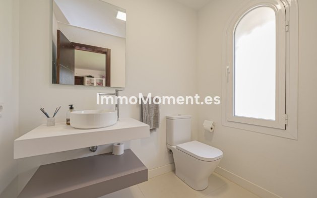 Reventa - Villa independiente - Estepona  - New Golden Mile