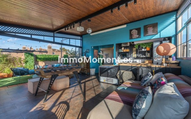 Resale - Apartment - Estepona - Atalaya