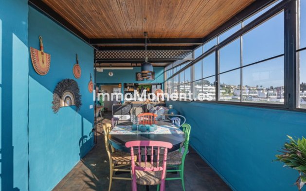 Resale - Apartment - Estepona - Atalaya