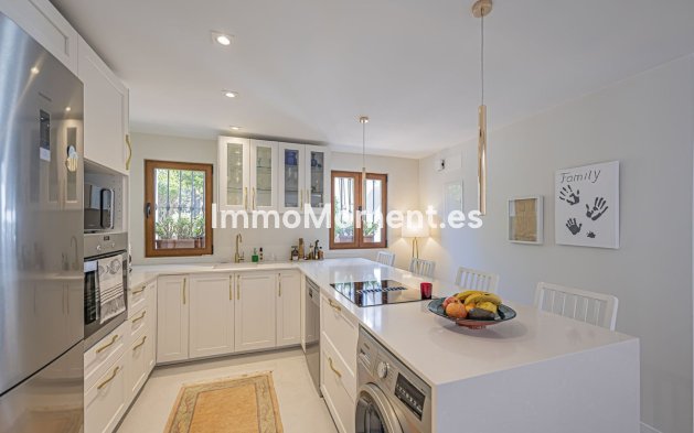 Reventa - Apartamento - Benahavís - Benahavís Centro