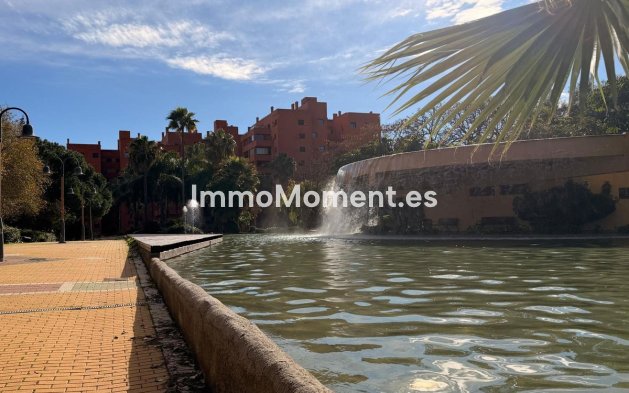 Wiederverkauf - Wohnung - Estepona  - Estepona Centro