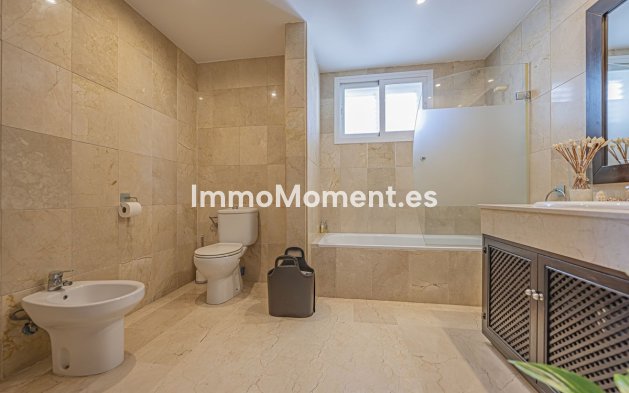 Revente - Appartement - Estepona  - Selwo