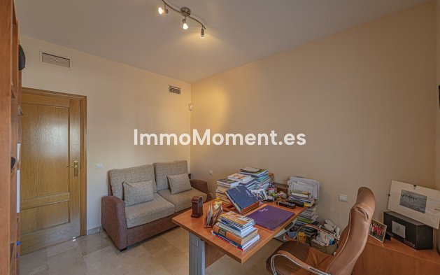 Revente - Appartement - Estepona  - Selwo