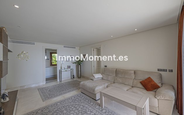 Wiederverkauf - Wohnung - Estepona  - Estepona Centro