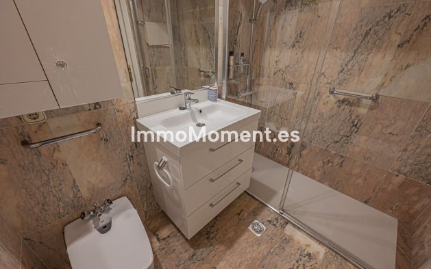 Wiederverkauf - Wohnung - Estepona  - Estepona Centro