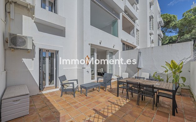 Resale - Apartment - Marbella - Elviria
