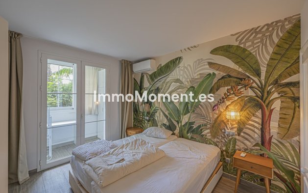 Resale - Apartment - Marbella - Elviria