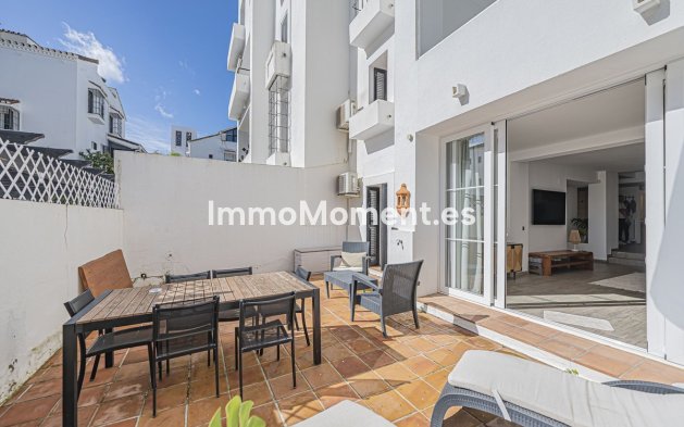 Resale - Apartment - Marbella - Elviria