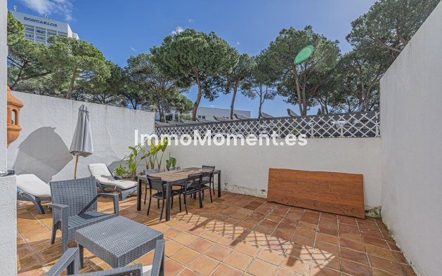 Resale - Apartment - Marbella - Elviria