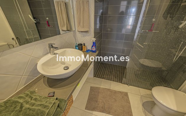 Resale - Apartment - Marbella - Elviria