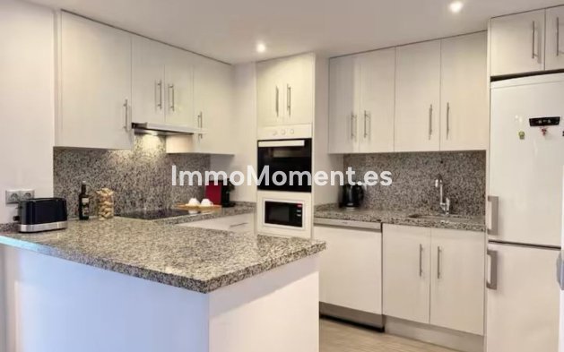 Resale - Apartment - Marbella - Elviria