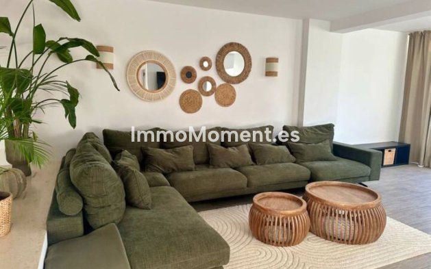 Resale - Apartment - Marbella - Elviria