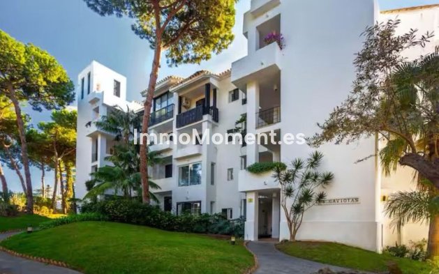 Resale - Apartment - Marbella - Elviria
