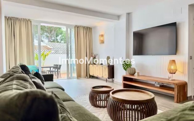 Resale - Apartment - Marbella - Elviria