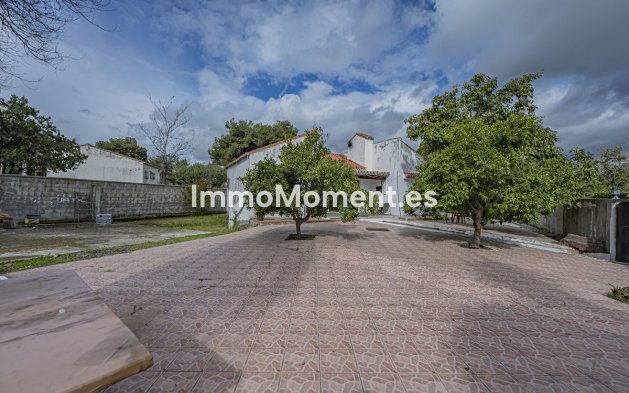 Resale - Land - Estepona - New Golden Mile