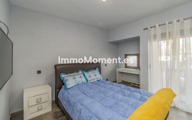 Wiederverkauf - Wohnung - Estepona  - Atalaya