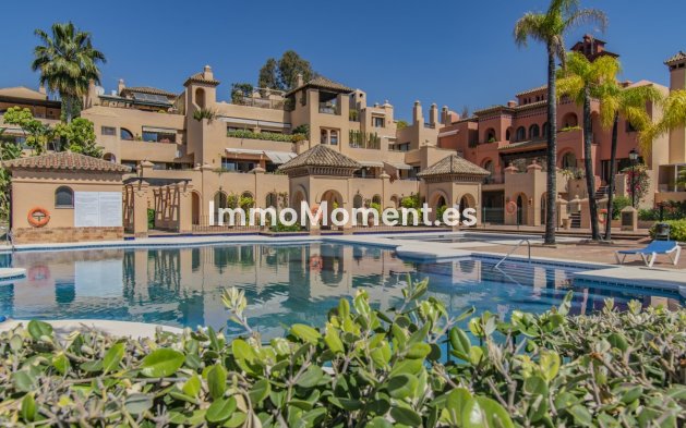 Wiederverkauf - Wohnung - Estepona  - Atalaya