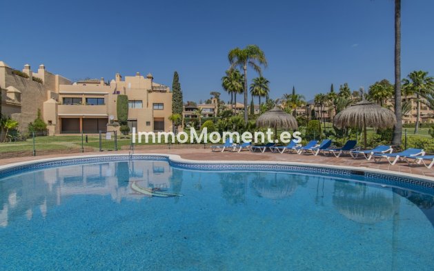 Wiederverkauf - Wohnung - Estepona  - Atalaya