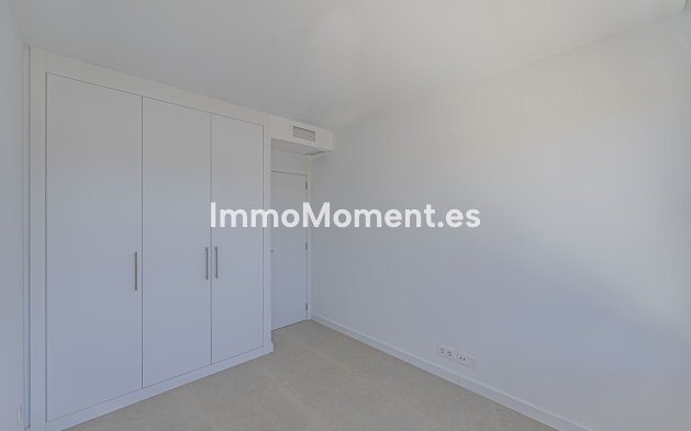 Wiederverkauf - Villa - Estepona  - Atalaya