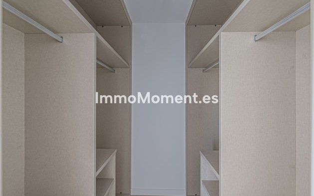 Wiederverkauf - Villa - Estepona  - Atalaya