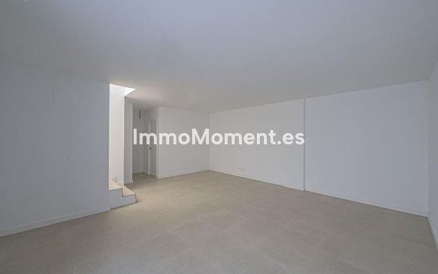 Wiederverkauf - Villa - Estepona  - Atalaya