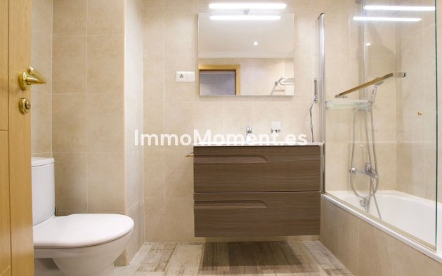 Wiederverkauf - Wohnung - Marbella - Nueva Andalucía