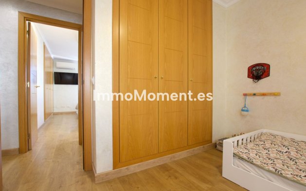 Wiederverkauf - Wohnung - Marbella - Nueva Andalucía