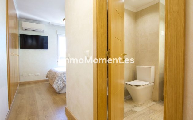 Wiederverkauf - Wohnung - Marbella - Nueva Andalucía