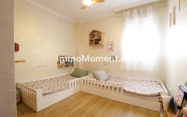 Wiederverkauf - Wohnung - Marbella - Nueva Andalucía