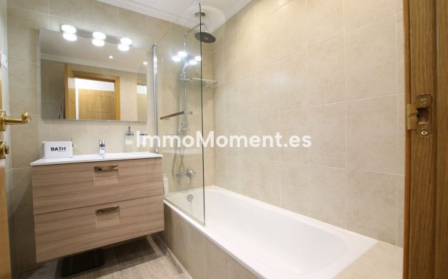 Wiederverkauf - Wohnung - Marbella - Nueva Andalucía