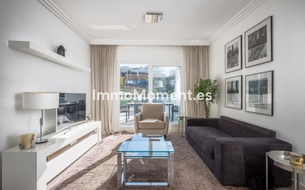 Reventa - Apartamento - Benahavís - Benahavís Centro